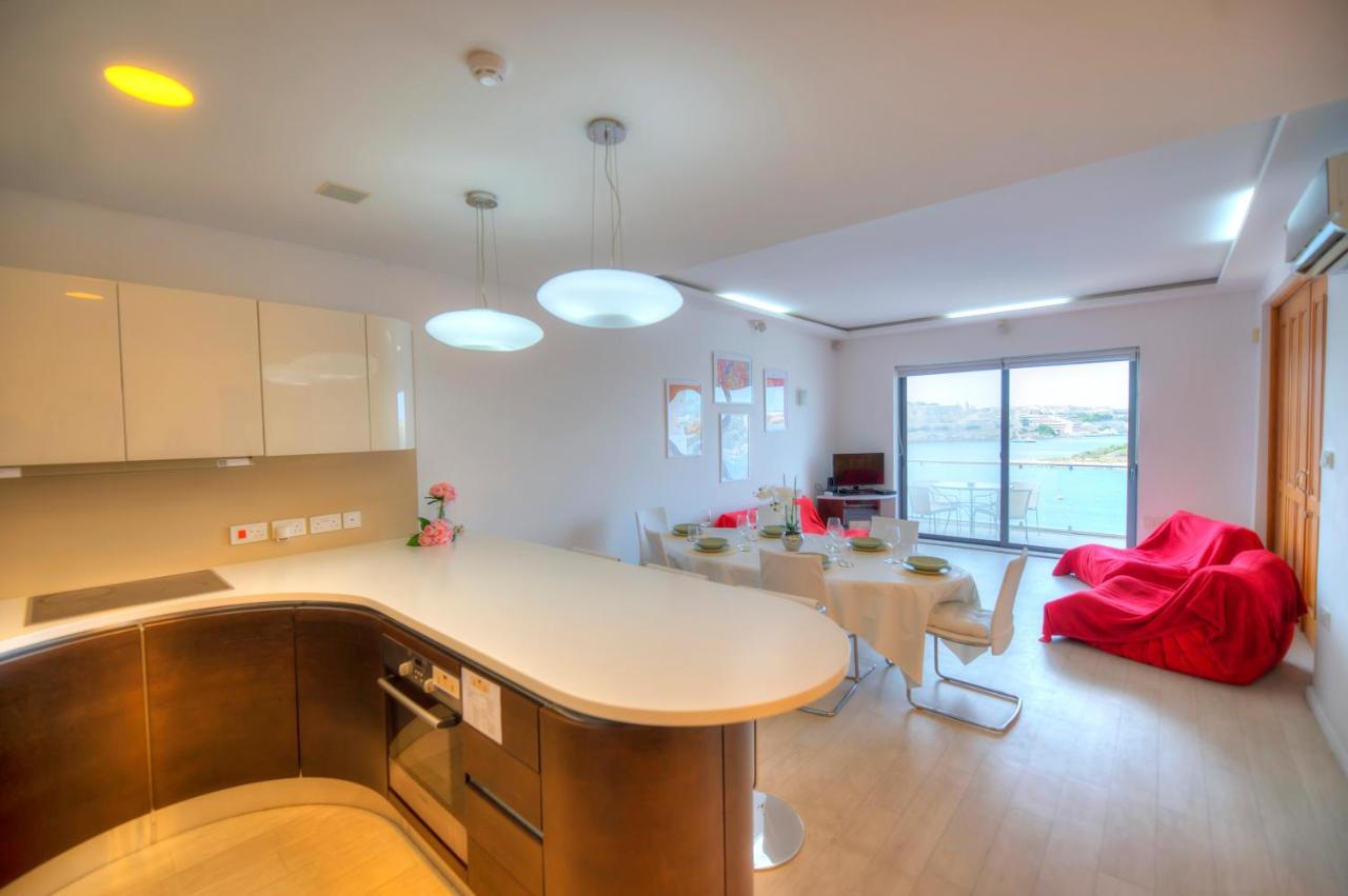 Bright And Spacious 3 Bedroom Apartment With Breathtaking Views - Goslm-5 Sliema Dış mekan fotoğraf