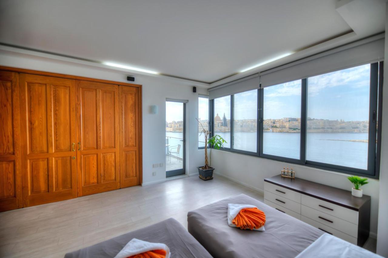 Bright And Spacious 3 Bedroom Apartment With Breathtaking Views - Goslm-5 Sliema Dış mekan fotoğraf