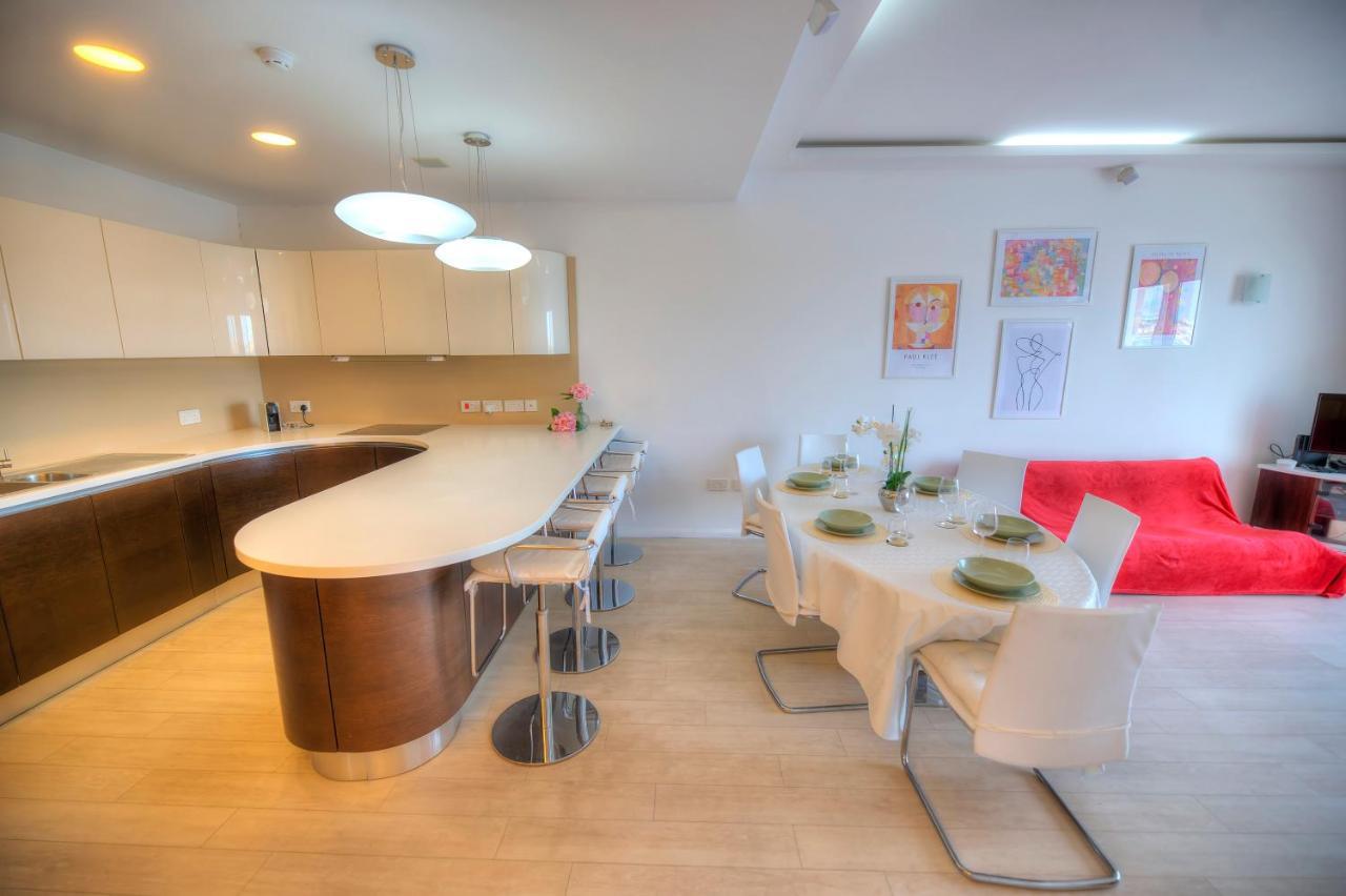 Bright And Spacious 3 Bedroom Apartment With Breathtaking Views - Goslm-5 Sliema Dış mekan fotoğraf