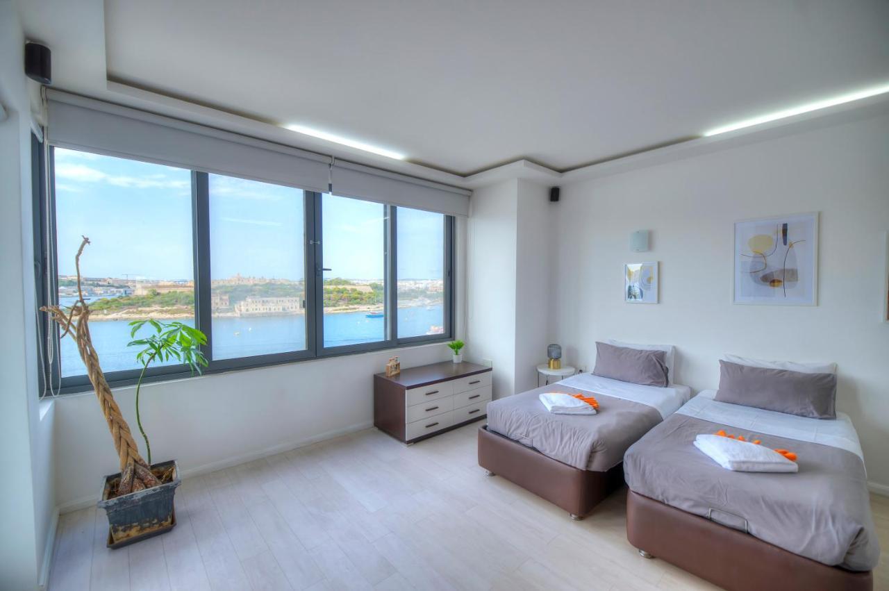 Bright And Spacious 3 Bedroom Apartment With Breathtaking Views - Goslm-5 Sliema Dış mekan fotoğraf