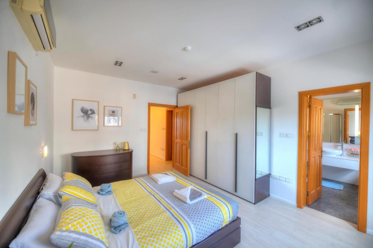 Bright And Spacious 3 Bedroom Apartment With Breathtaking Views - Goslm-5 Sliema Dış mekan fotoğraf