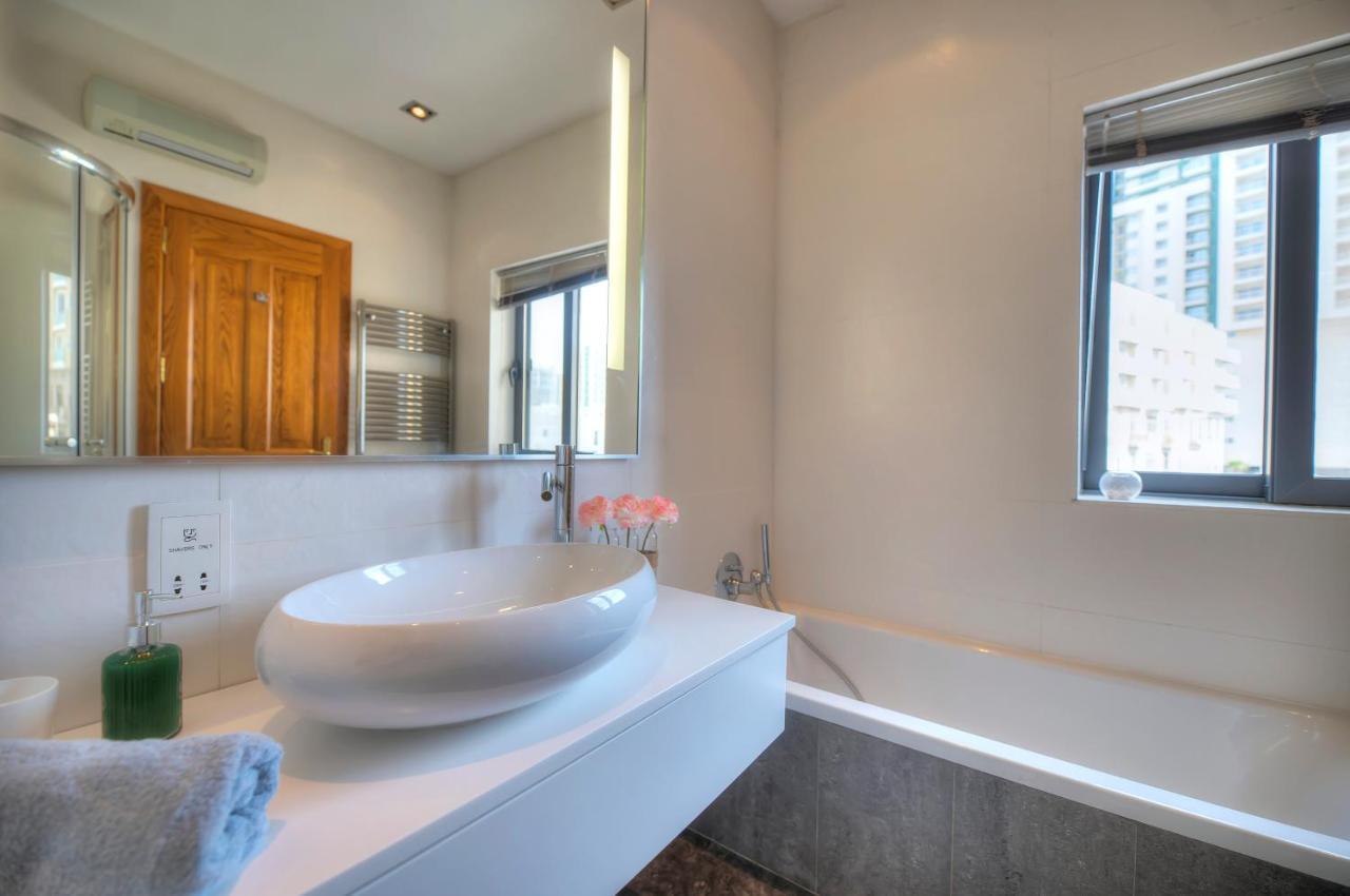 Bright And Spacious 3 Bedroom Apartment With Breathtaking Views - Goslm-5 Sliema Dış mekan fotoğraf
